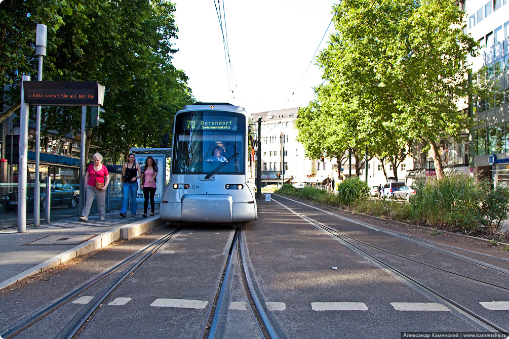 Германия, Вокзал и трамваи Дюссельдорфа, Dusseldorf Hbf, tramway, Germany, DB, bahn.de