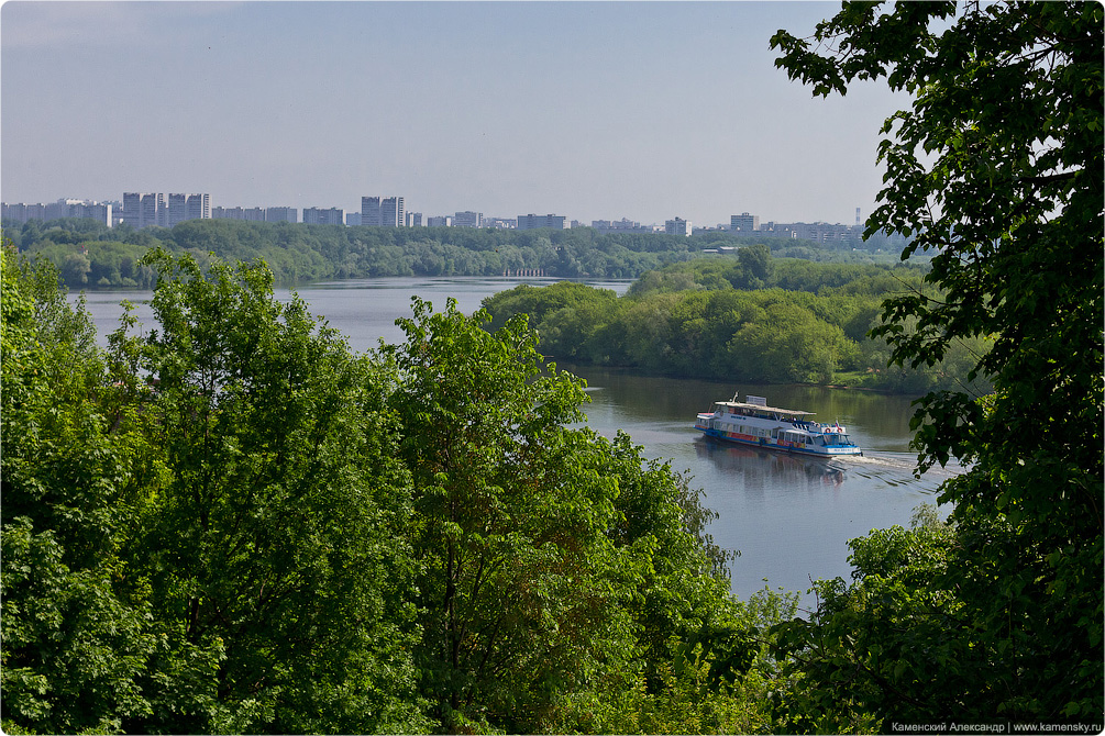 Москва, весна, парк Коломенское