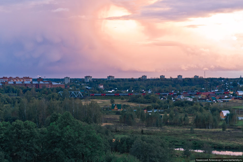 Вечер в Красноармейске, Московская область, станция Красноармейск, осень, вечер, закат, туча