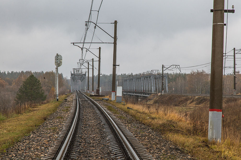 Осень, туман, Московская область, БМО, романтическая железная дорога, красиво, пейзаж, озеро в лесу, Амазонка, Орехово-Зуево, Клязьма, мосты